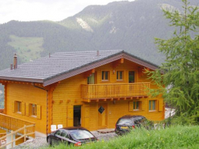 Гостиница Spacious Chalet near the centre of La Tzoumaz  Ла Тзума